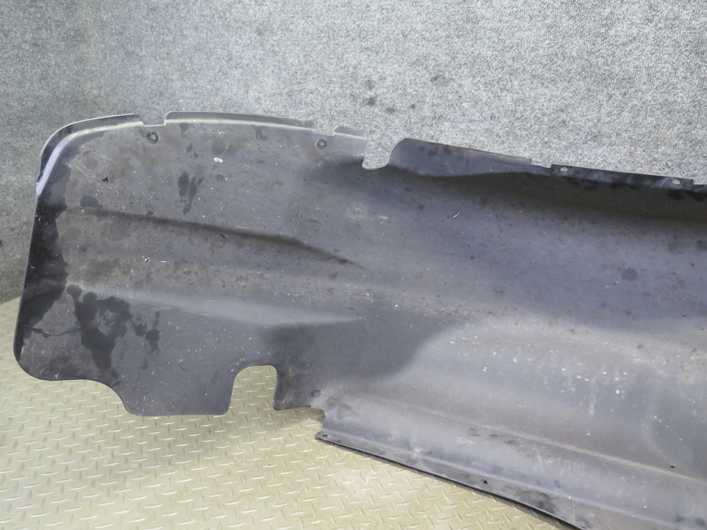 03-06 Chevrolet SSR Rear Right Fender Liner Splash Shield 15119960 OEM