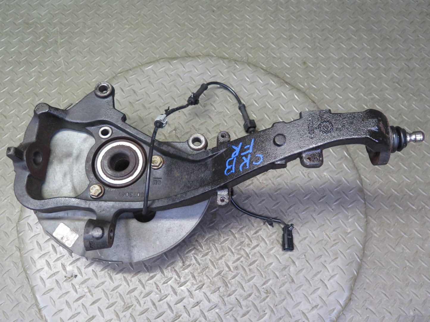 03-06 Chevrolet SSR Front Right Spindle Knuckle Wheel Hub Bearing OEM