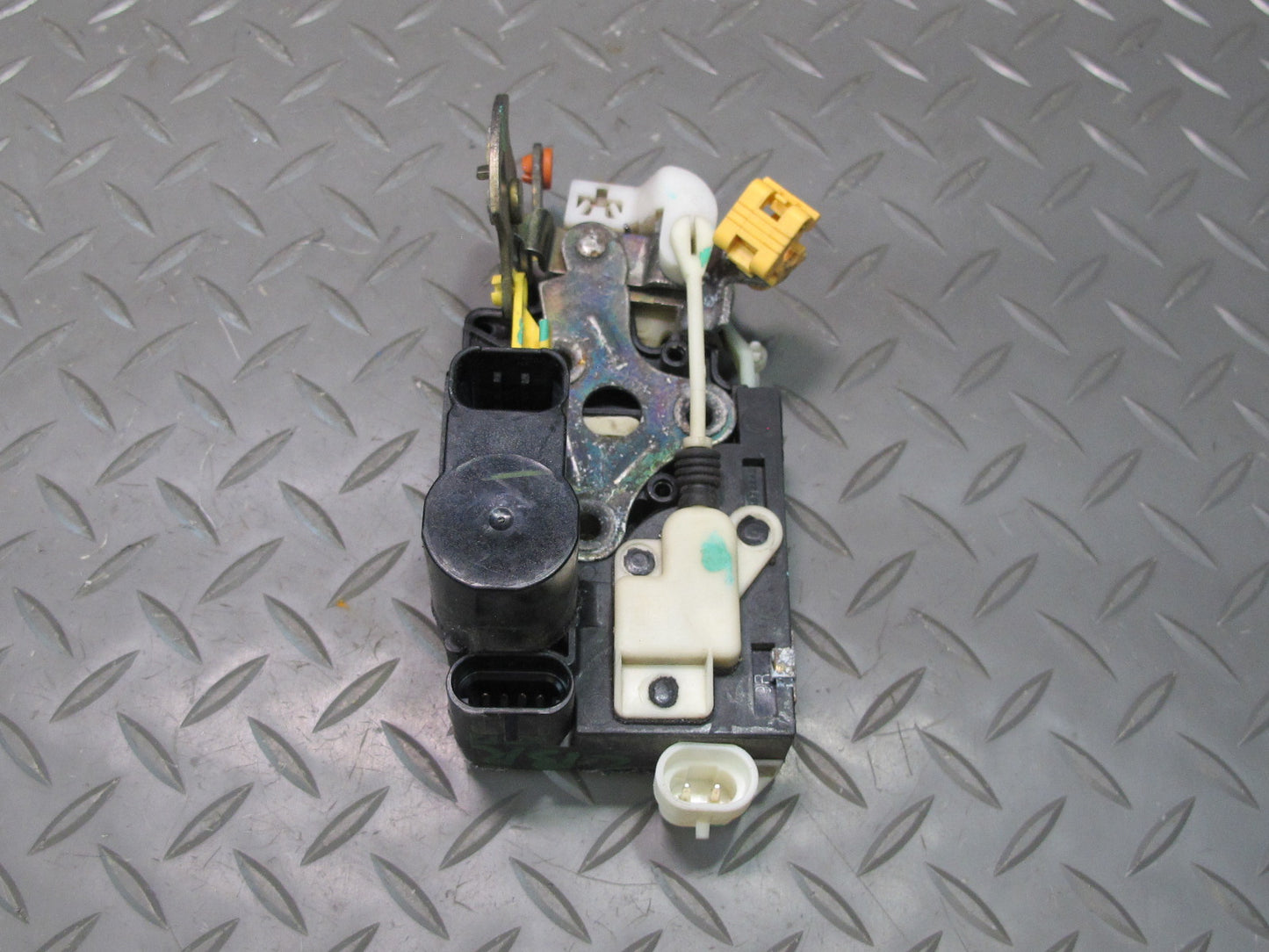 03-06 Chevrolet SSR Front Right Passenger Door Lock Latch Actuator OEM