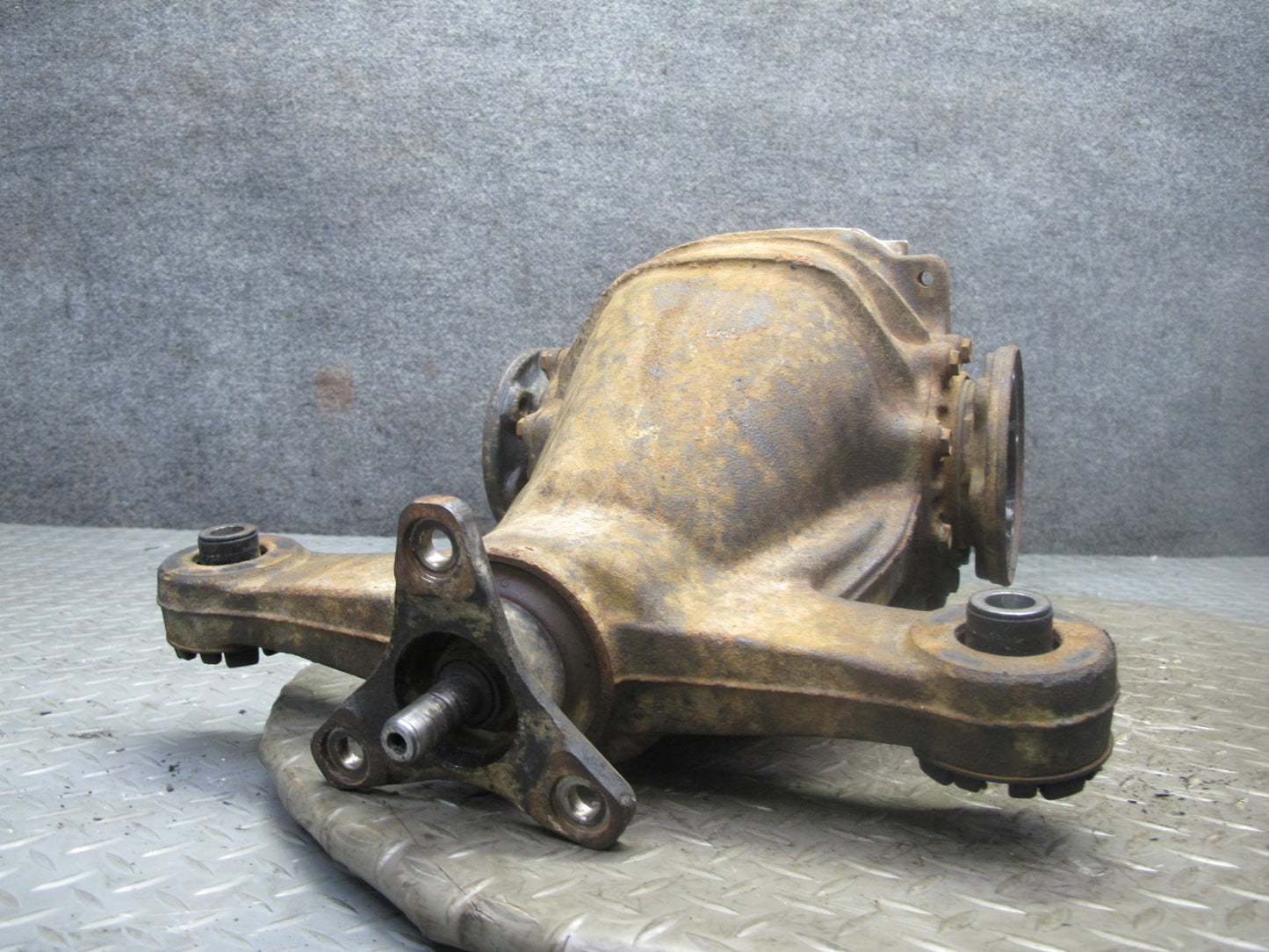 98-00 Lexus UCF20L LS400 A/T Rear Differential Carrier 3.266 Ratio 102K Mile OEM