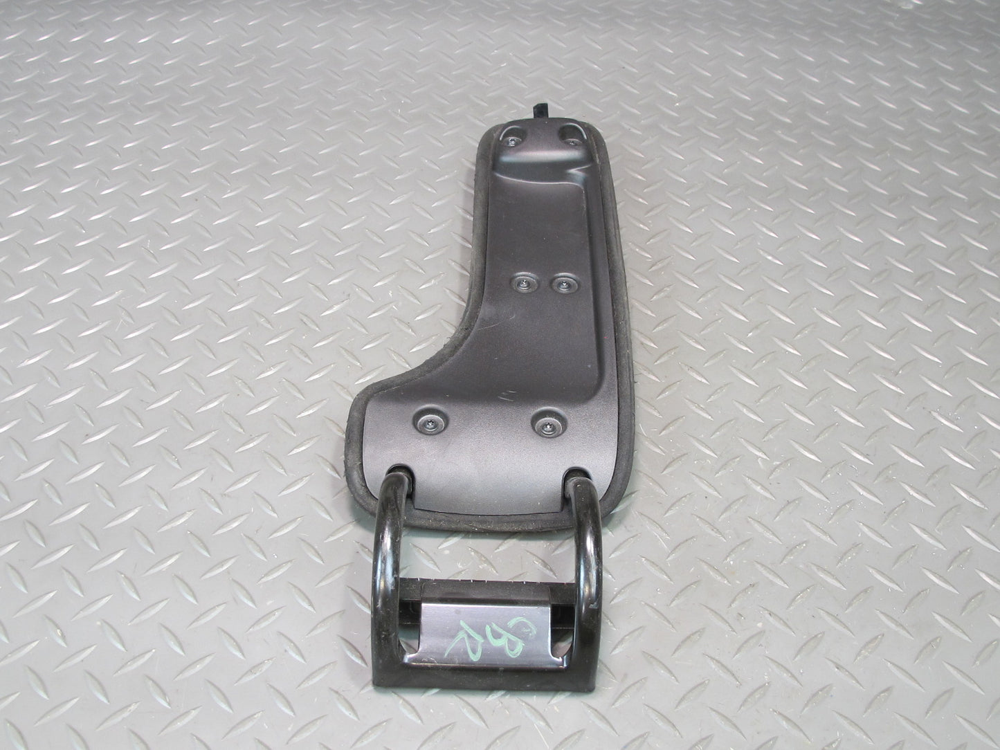 03-06 Chevrolet SSR Center Console Armrest Storage Lid Black OEM