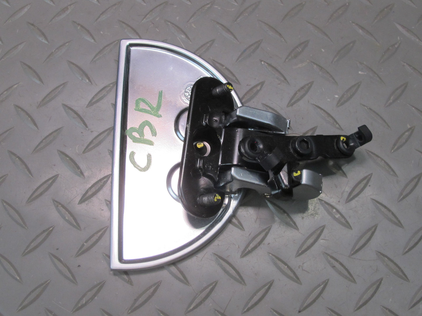 03-06 Chevrolet SSR Front Left Driver Door Exterior Handle OEM