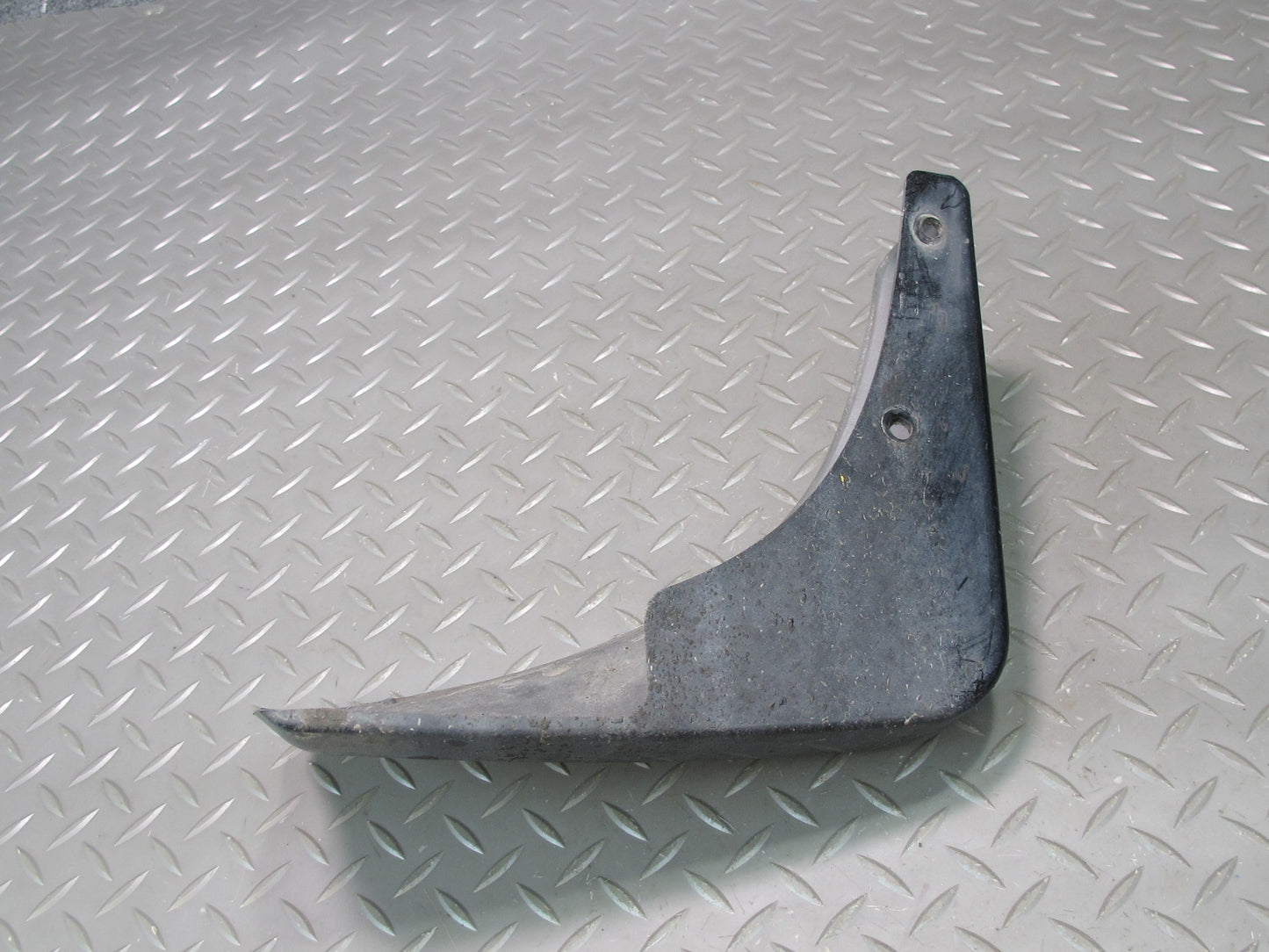 03-09 Nissan Z33 350Z Set of 2 Rear Left & Right MUD Flap Molding Cover OEM