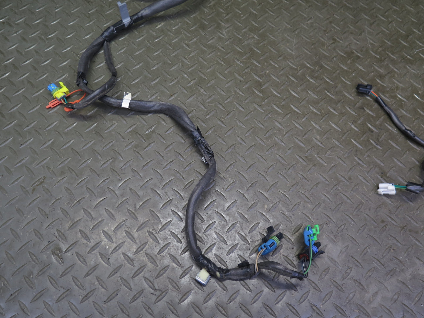03-06 Chevrolet SSR Right Passenger Door Wire Wiring Harness OEM
