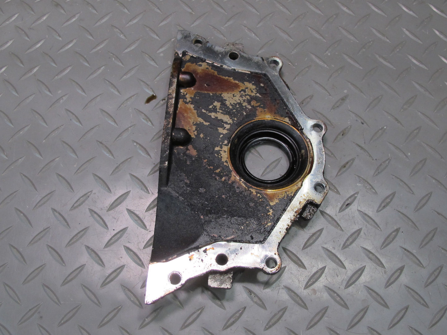 99-02 VW Eurovan T4 2.8L Front Engine Sealing Flange Plate Cover 021103153A OEM