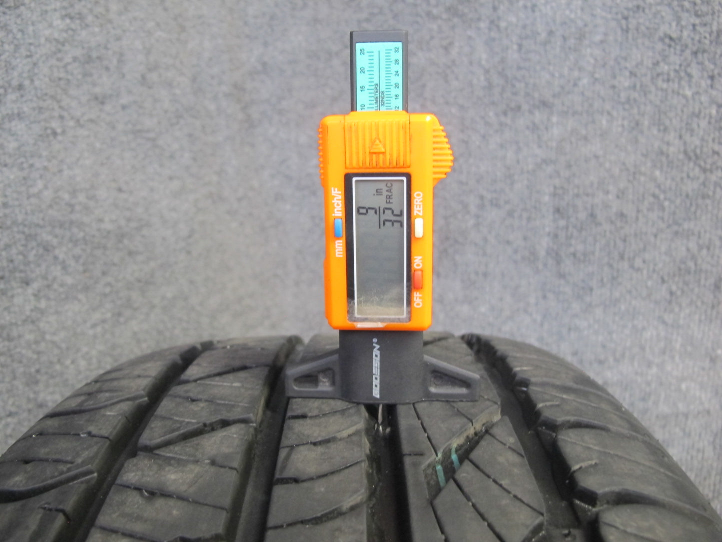 Set of 2 Kumho Ecsta 4X II A/S Tire 225/50 ZR17 98W 0923 4724 8/32 9/32 Tread