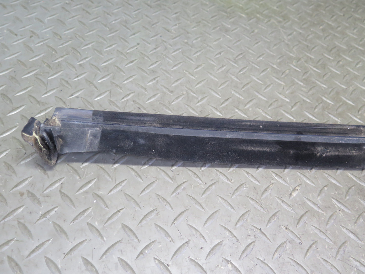 07-13 BMW E93 335i Convert Rear Left Right Quarter Window Chrome Molding Set OEM