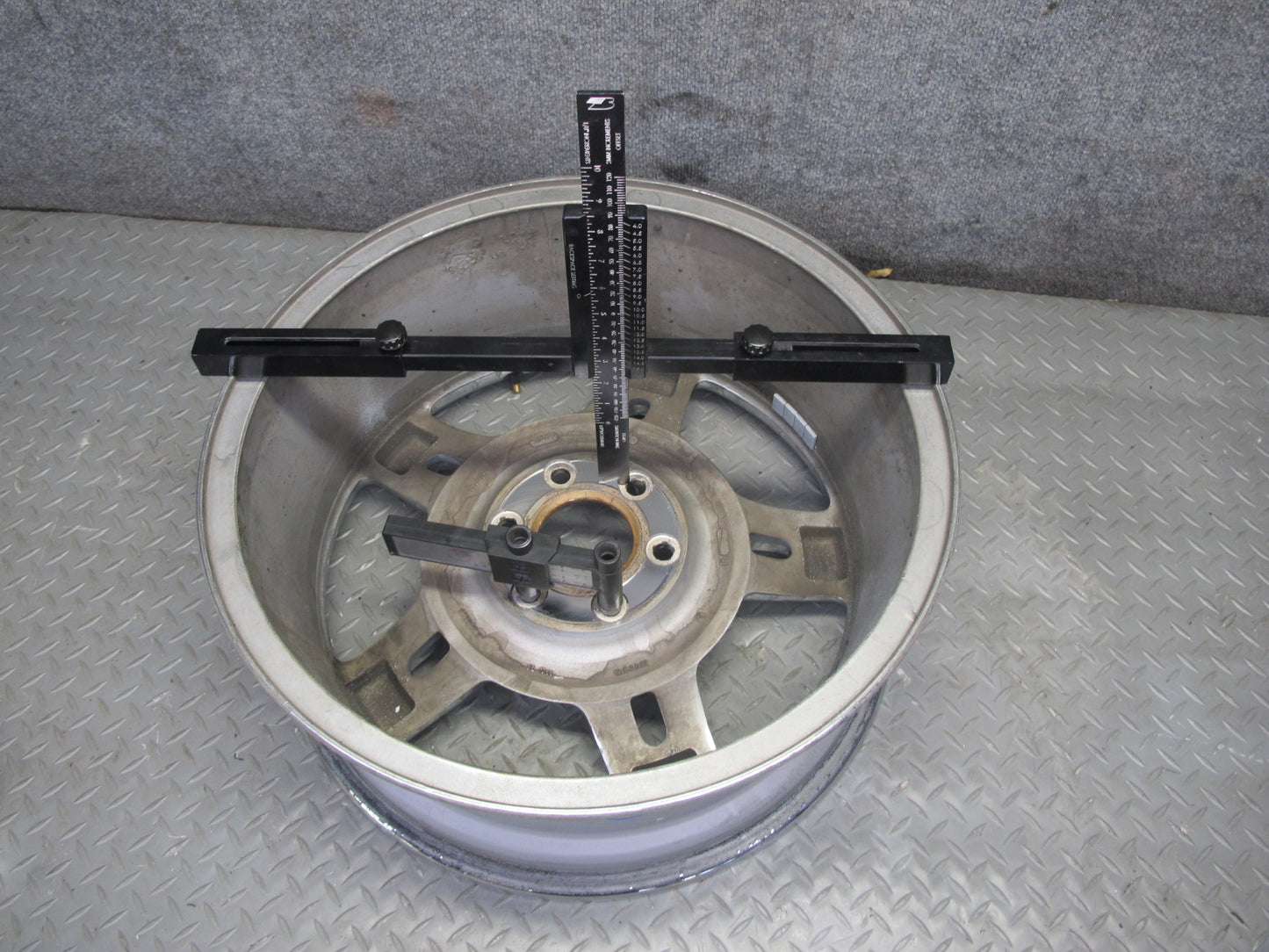 03-06 Chevrolet SSR Front Factory R19 19" Alloy Wheel Rim 19X8J ET32 Chrome OEM