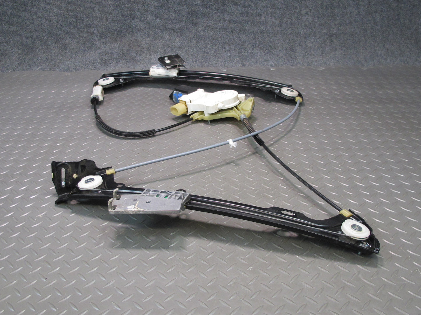 07-13 BMW E92 E93 335i Front Left Door Window Regulator w Motor OEM