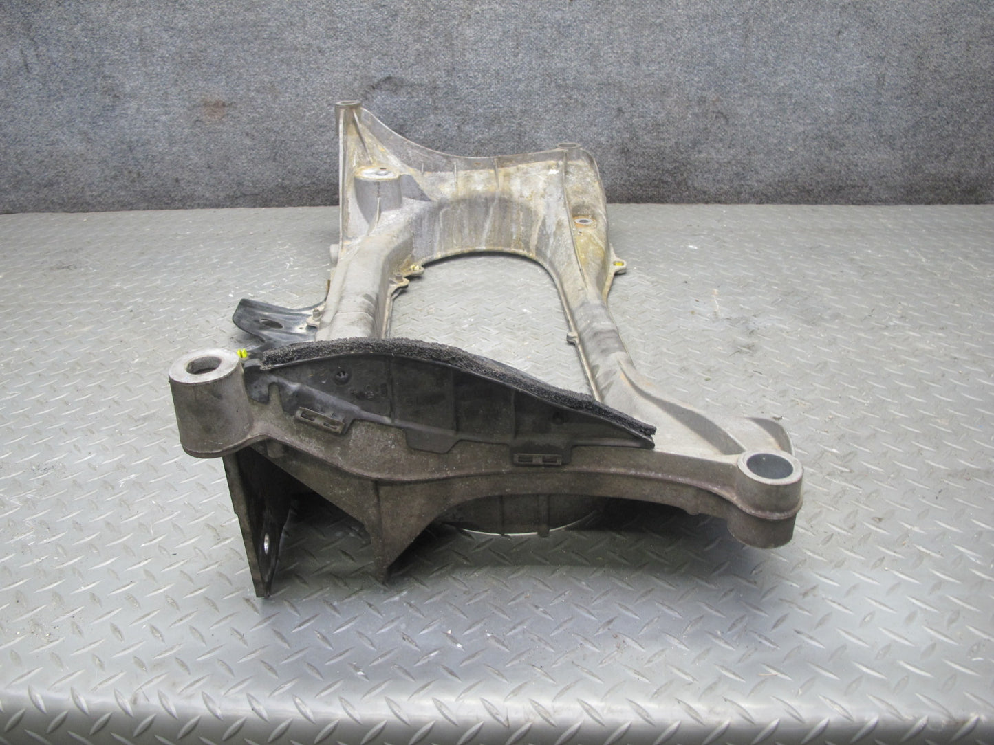 08-14 Lexus IS250 IS350 Is-f RWD Front Suspension Crossmember Carrier OEM