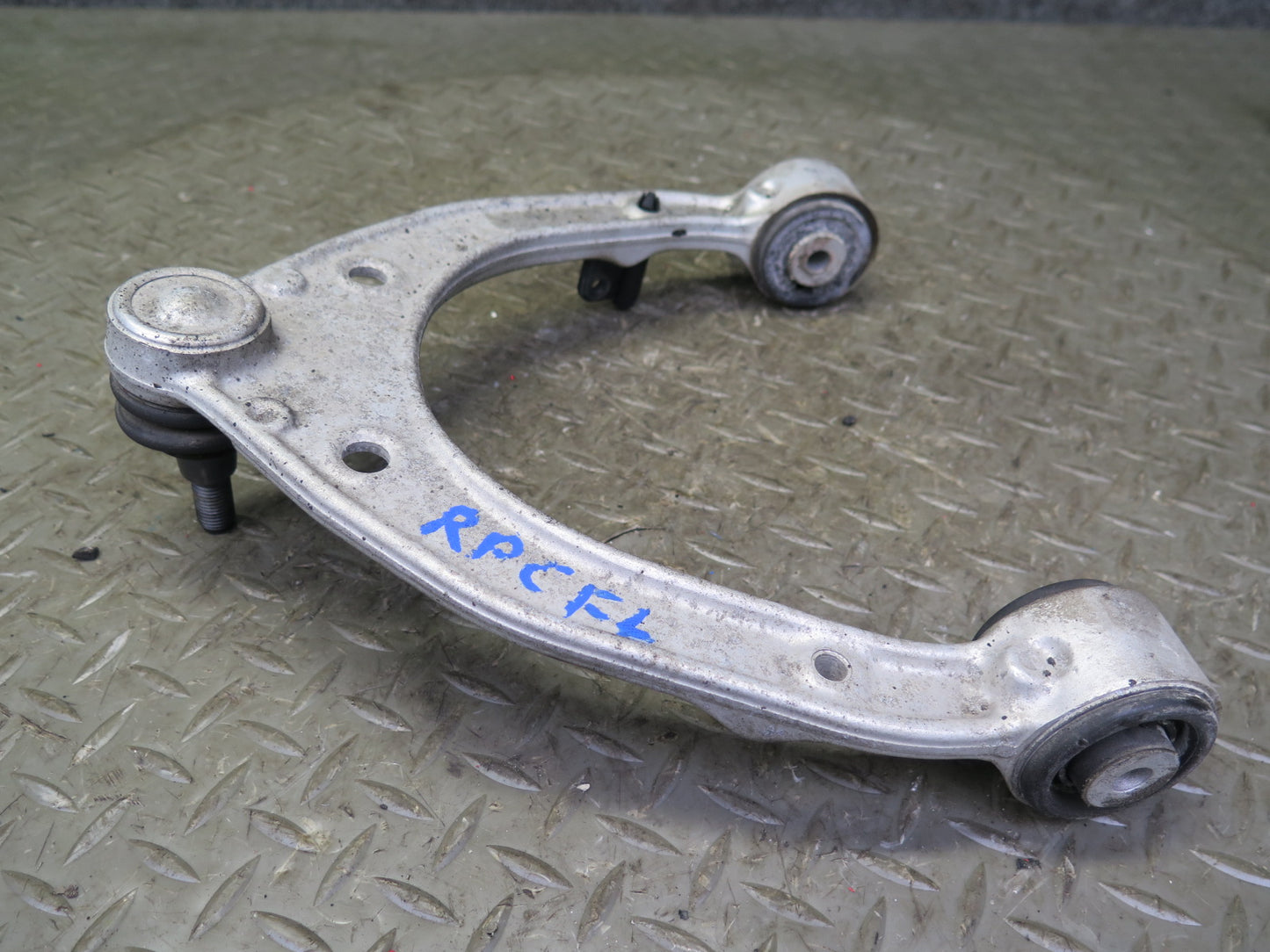 2011-2014 Porsche Cayenne 958 AWD Front Left Side Upper & Lower Control Arm Set