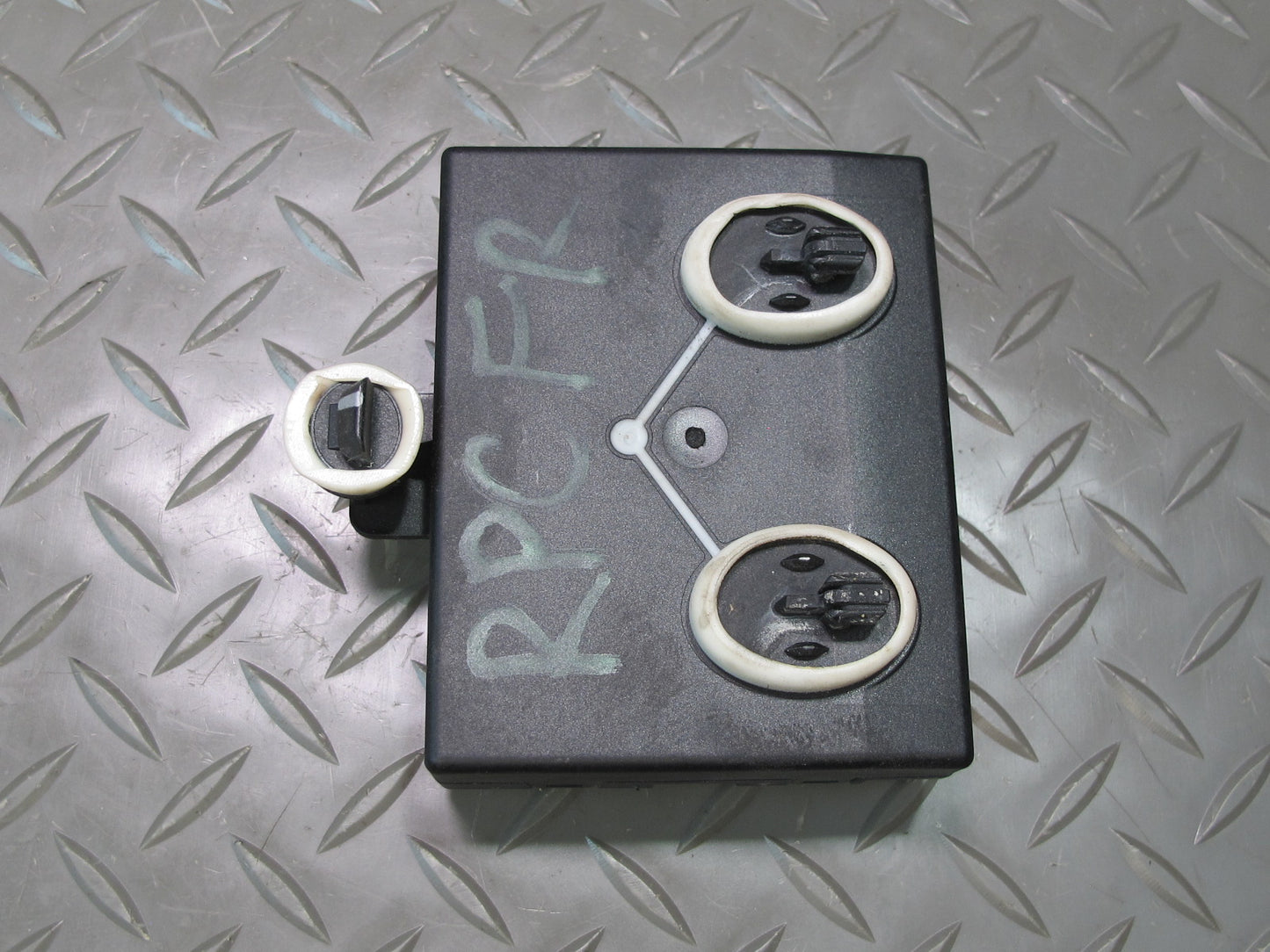 2011-2014 Porsche Cayenne 958 Front Right Side Door Control Module Unit