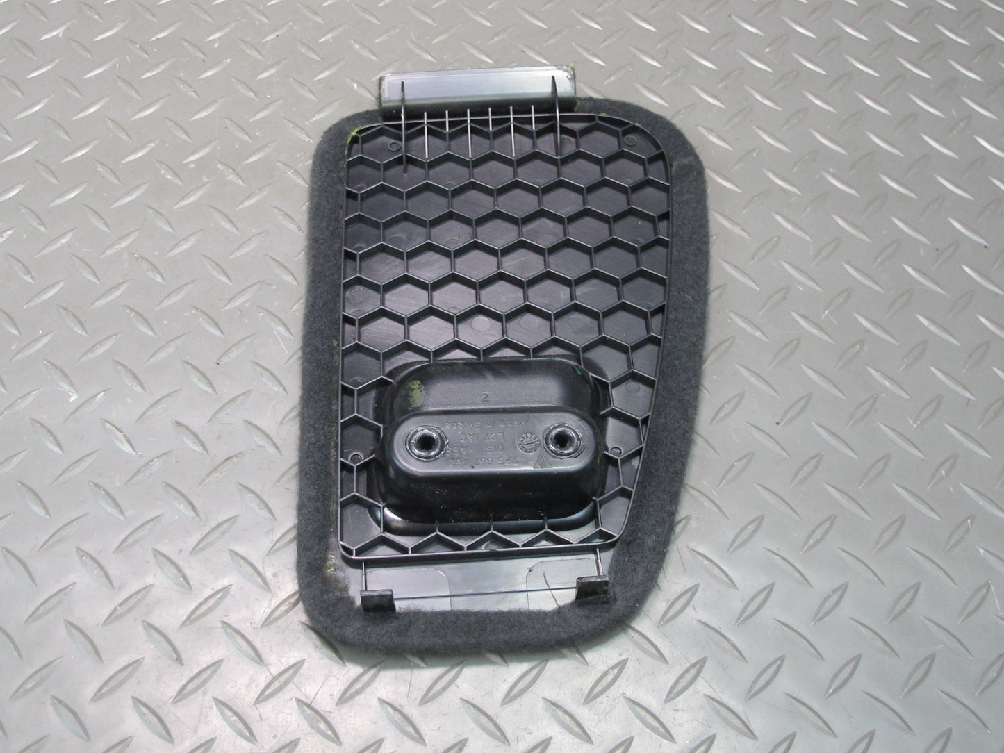 2011-2018 Porsche Cayenne 958 Rear Right Interior Trunk Carpet Boot Trim Cover