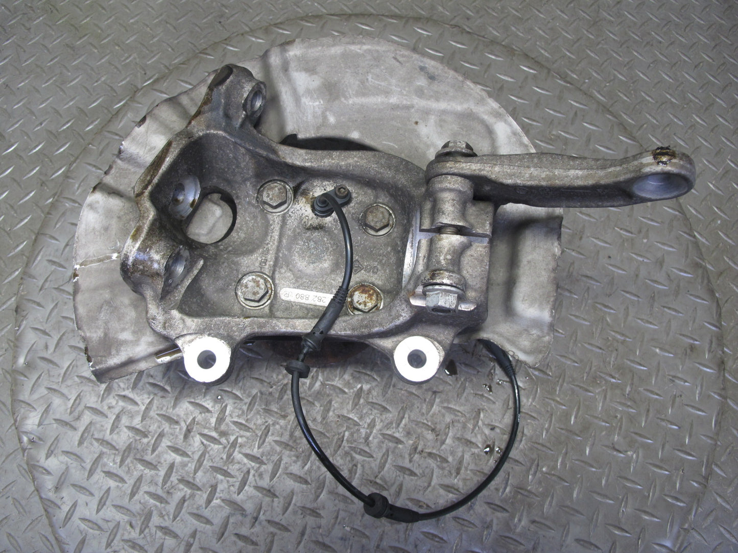 2006-2010 BMW E60 M5 Front Right Spindle Knuckle Wheel Hub Bearing 55K Miles