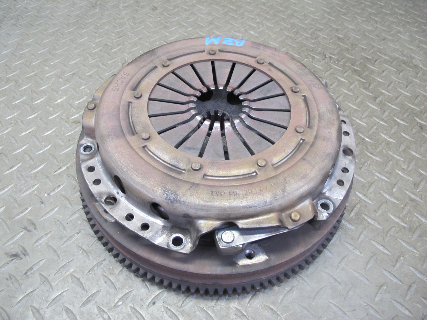 96-99 BMW E36/7 Z3 1.9L M44 M/T Transmission Flywheel Clutch Pressure Plate OEM