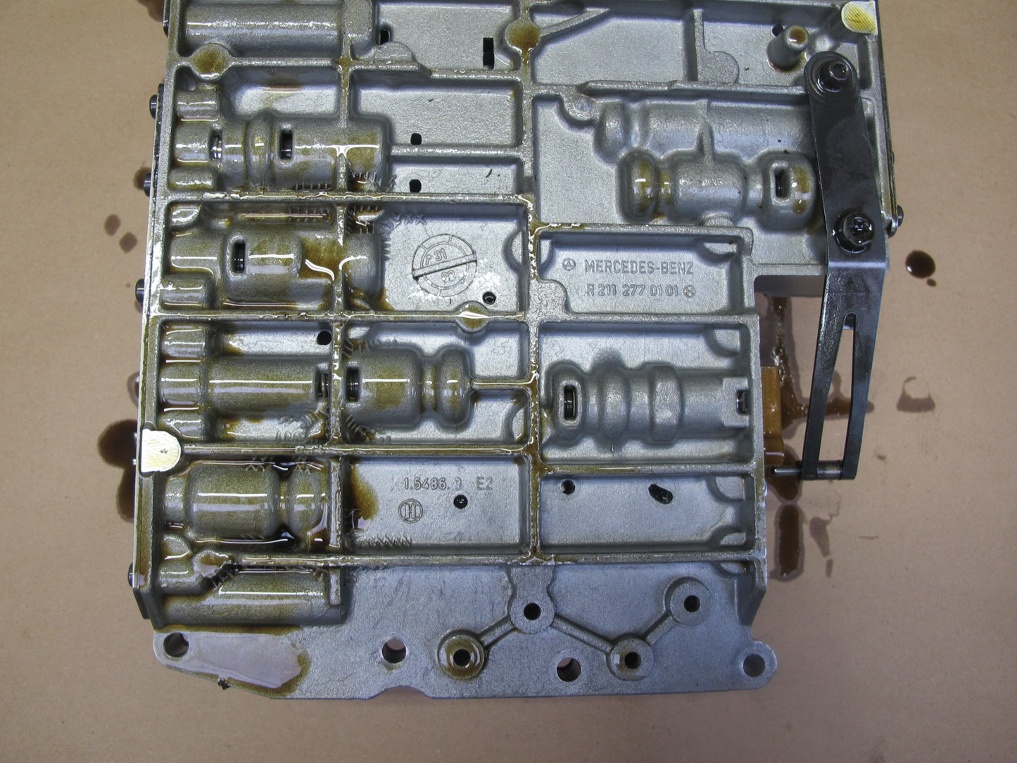 03-04 Mercedes R230 SL500R 722.633 Transmission Valve Body Mechatronic 130K OEM