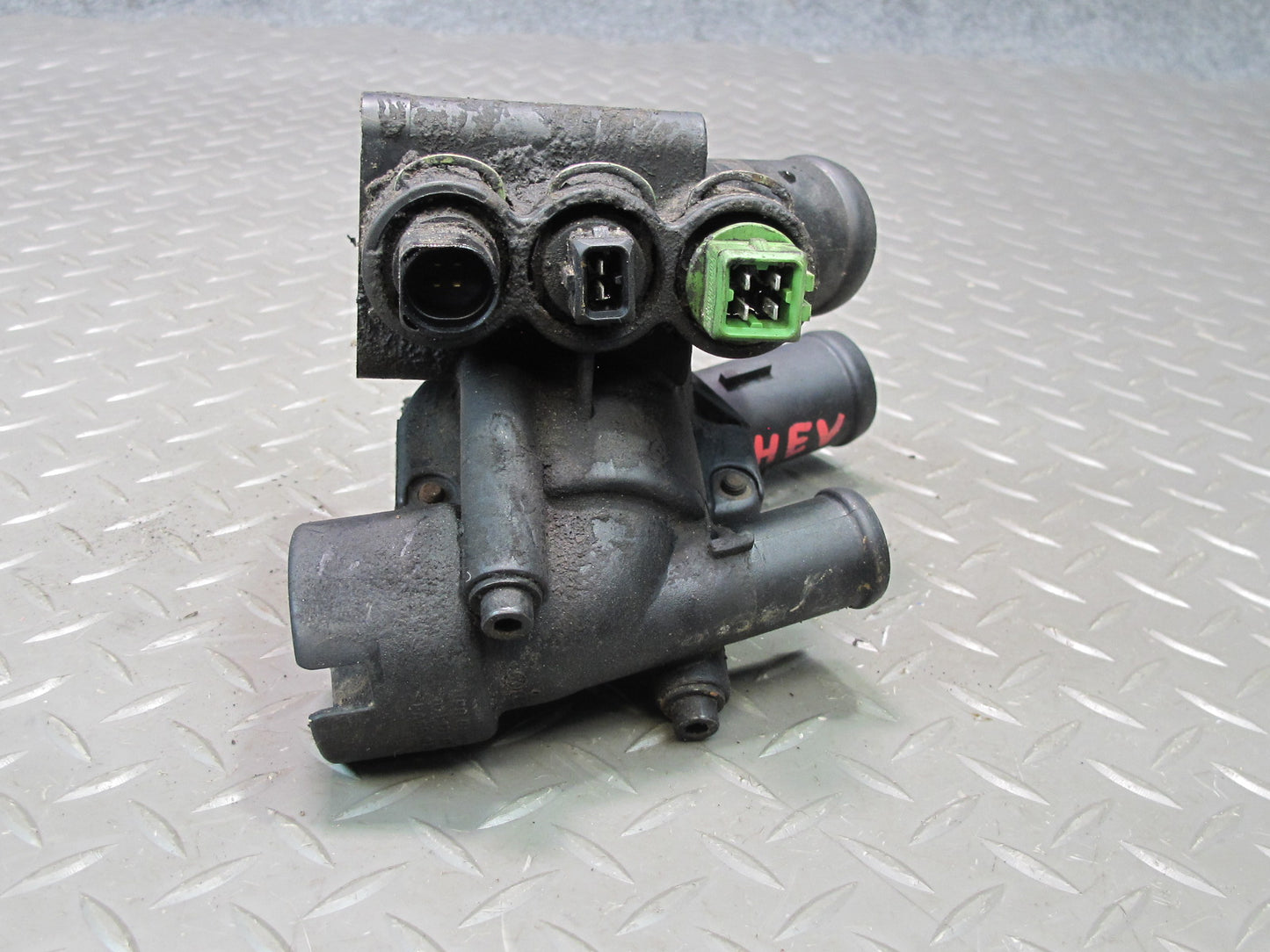 99-00 VW Eurovan T4 2.8L Engine Thermostat Housing 021121117A OEM