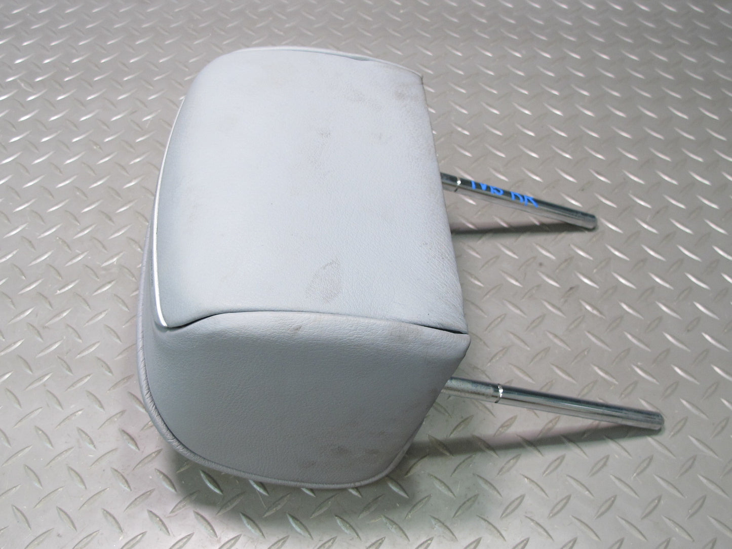 01-06 BMW E46 330Ci Convertible Rear Right Seat Leather Headrest OEM