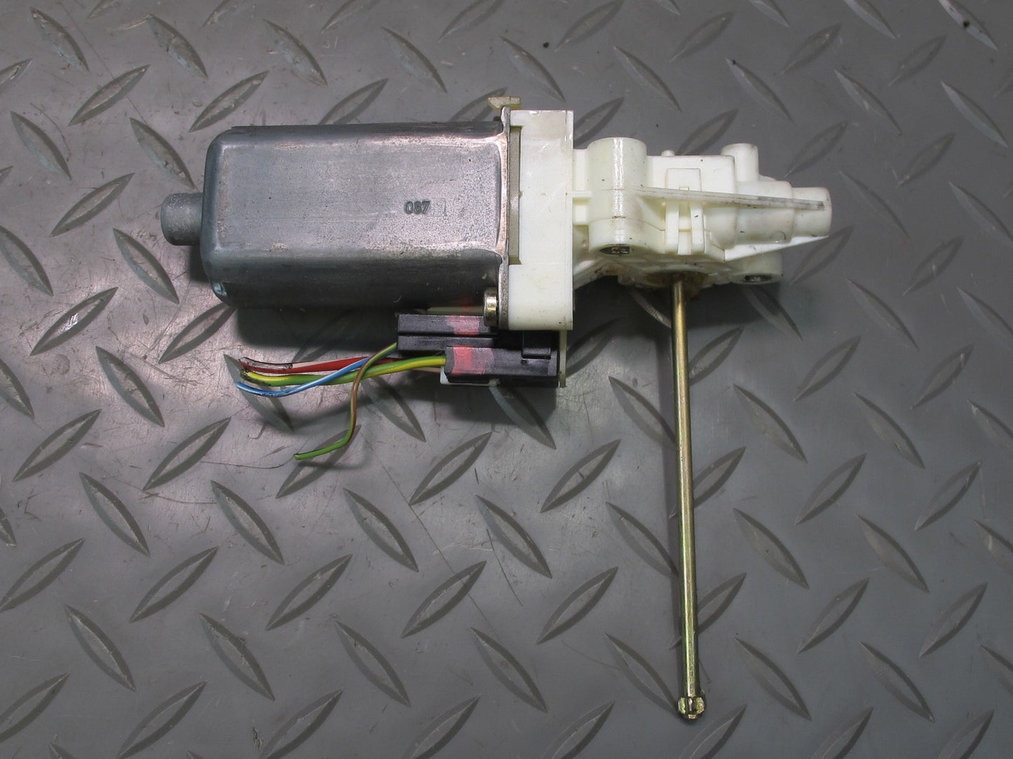 01-06 BMW E46 330ci Convertible Set of 5 Front Right Seat Adjust Motor OEM