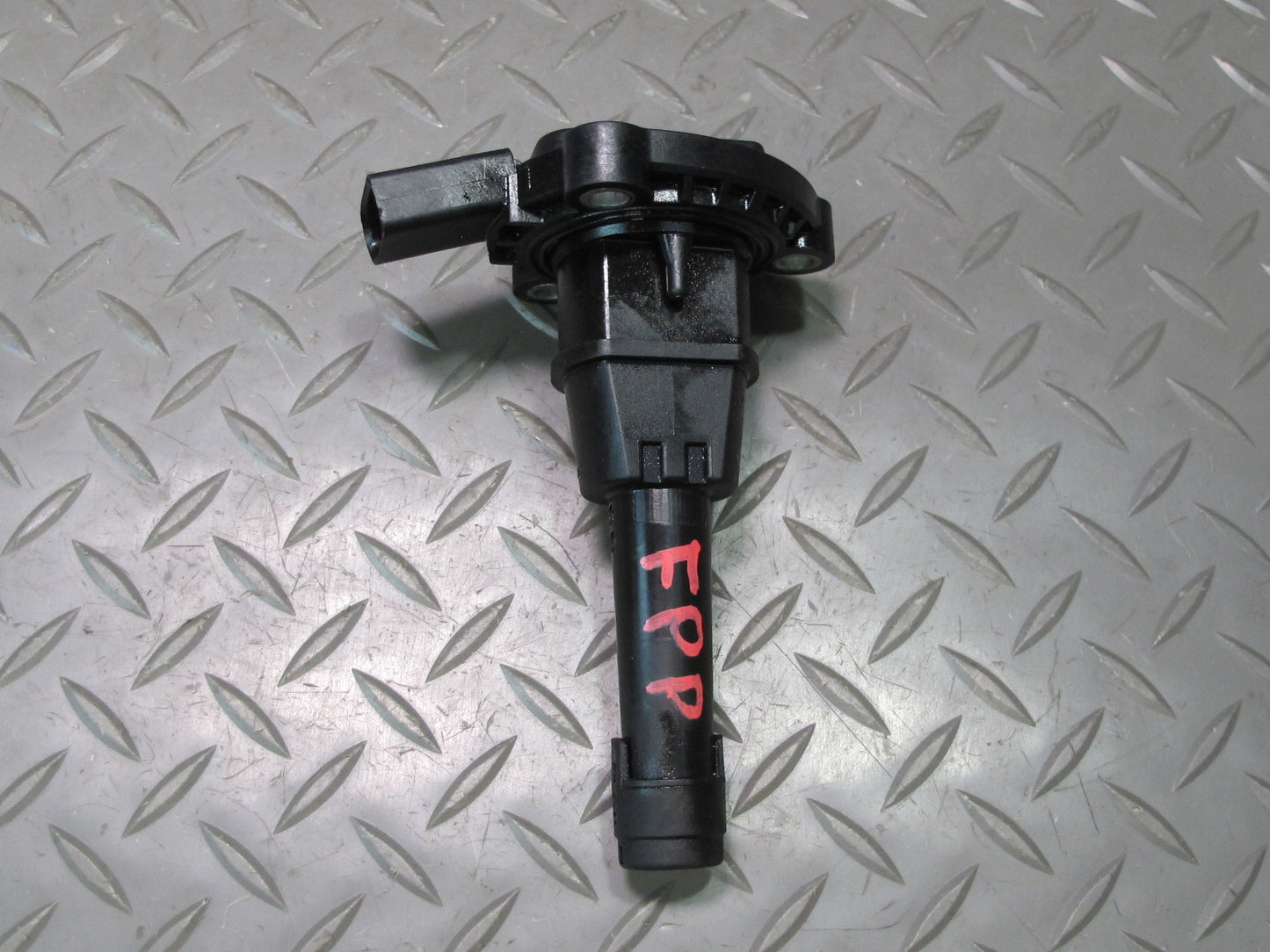 17-23 Porsche Panamera 971 2.9L Engine Oil Level Sensor 079907660A