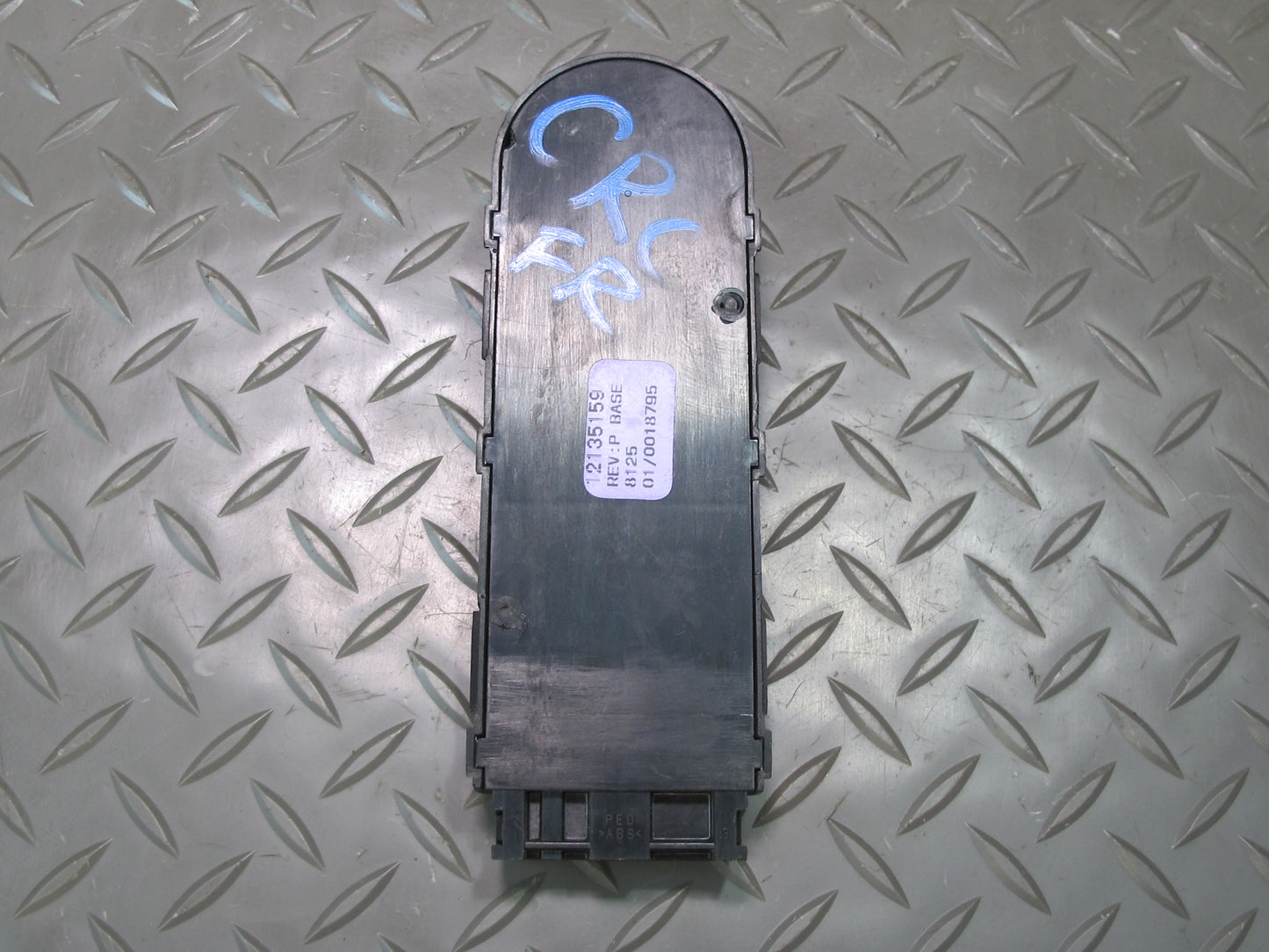 97-04 Chevrolet Corvette C5 Front Right Seat Control Switch 12135159 OEM