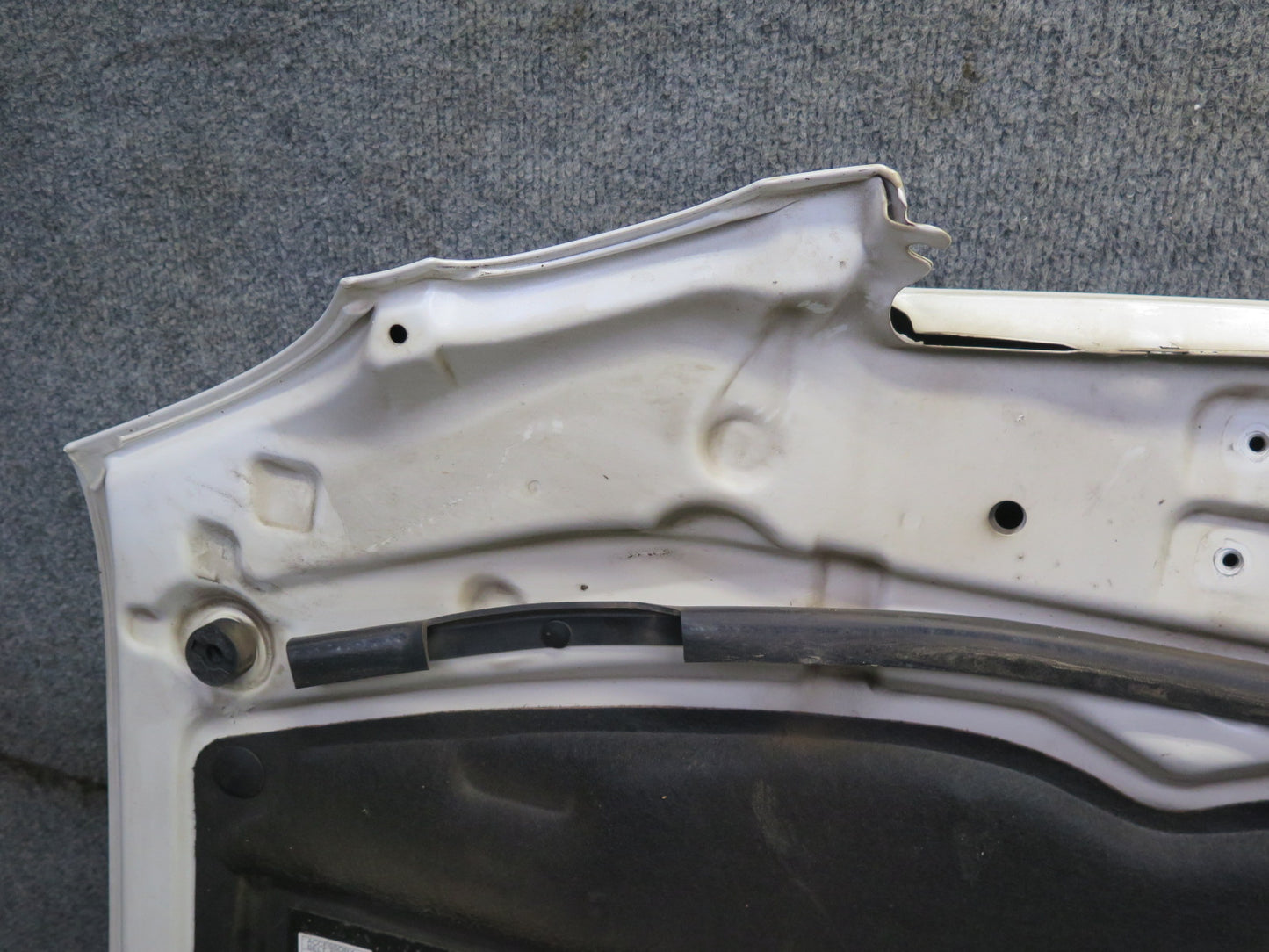 1998-2007 Lexus UZJ100L LX470 Front Hood Bonnet Shell Panel Crystal White