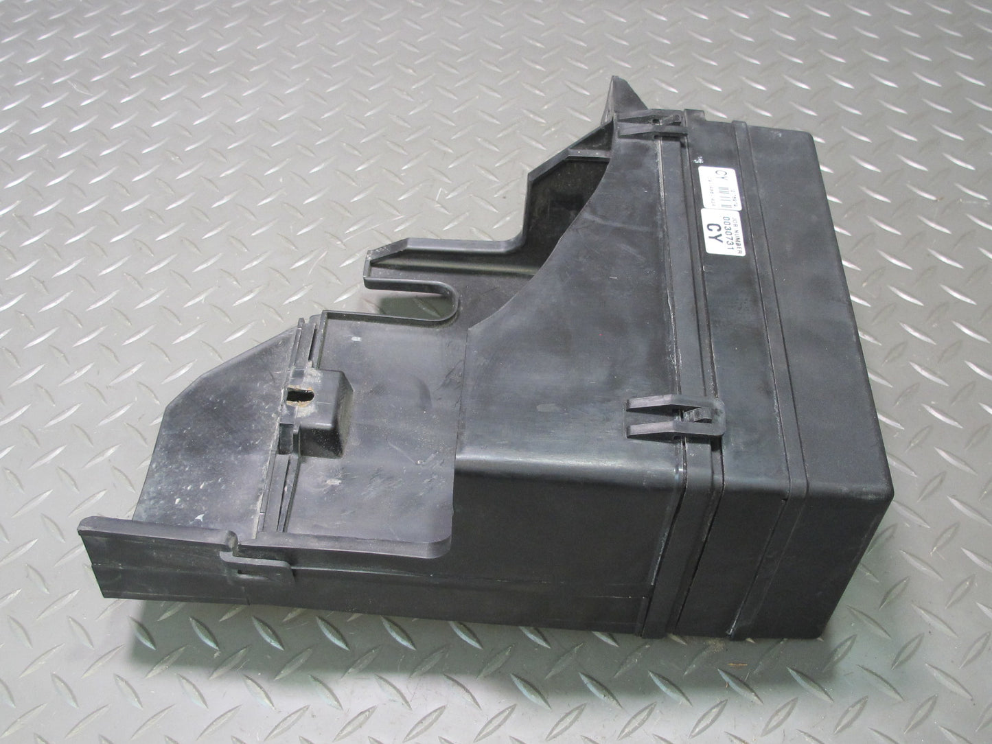 97-98 Chevrolet Corvette C5 Engine Bay Fuse Relay Box Module 12176979 OEM