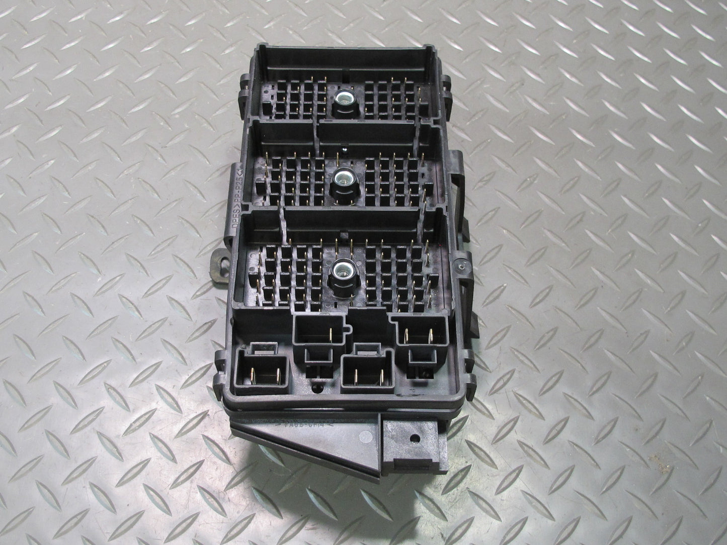 1998 Chevrolet Corvette C5 Coupe Interior Cabin Fuse Relay Box 12193837 OEM