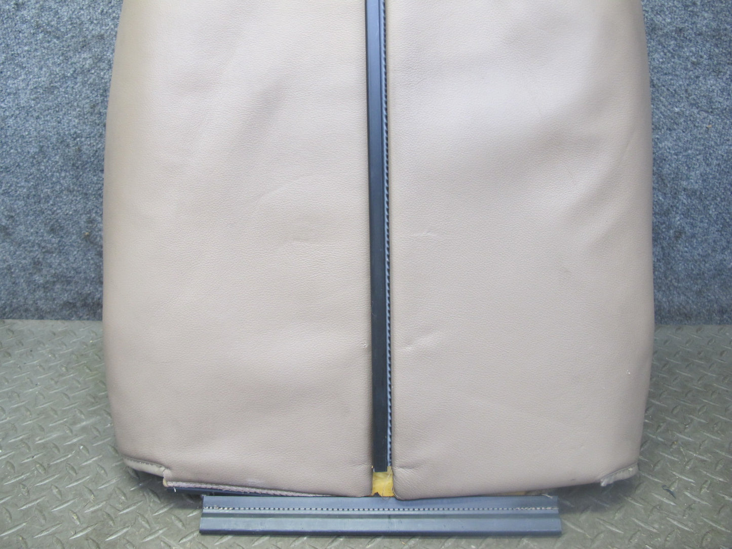 96-98 BMW E36/7 Z3 Roadster Front Left Seat Upper Leather Cushion Beige OEM