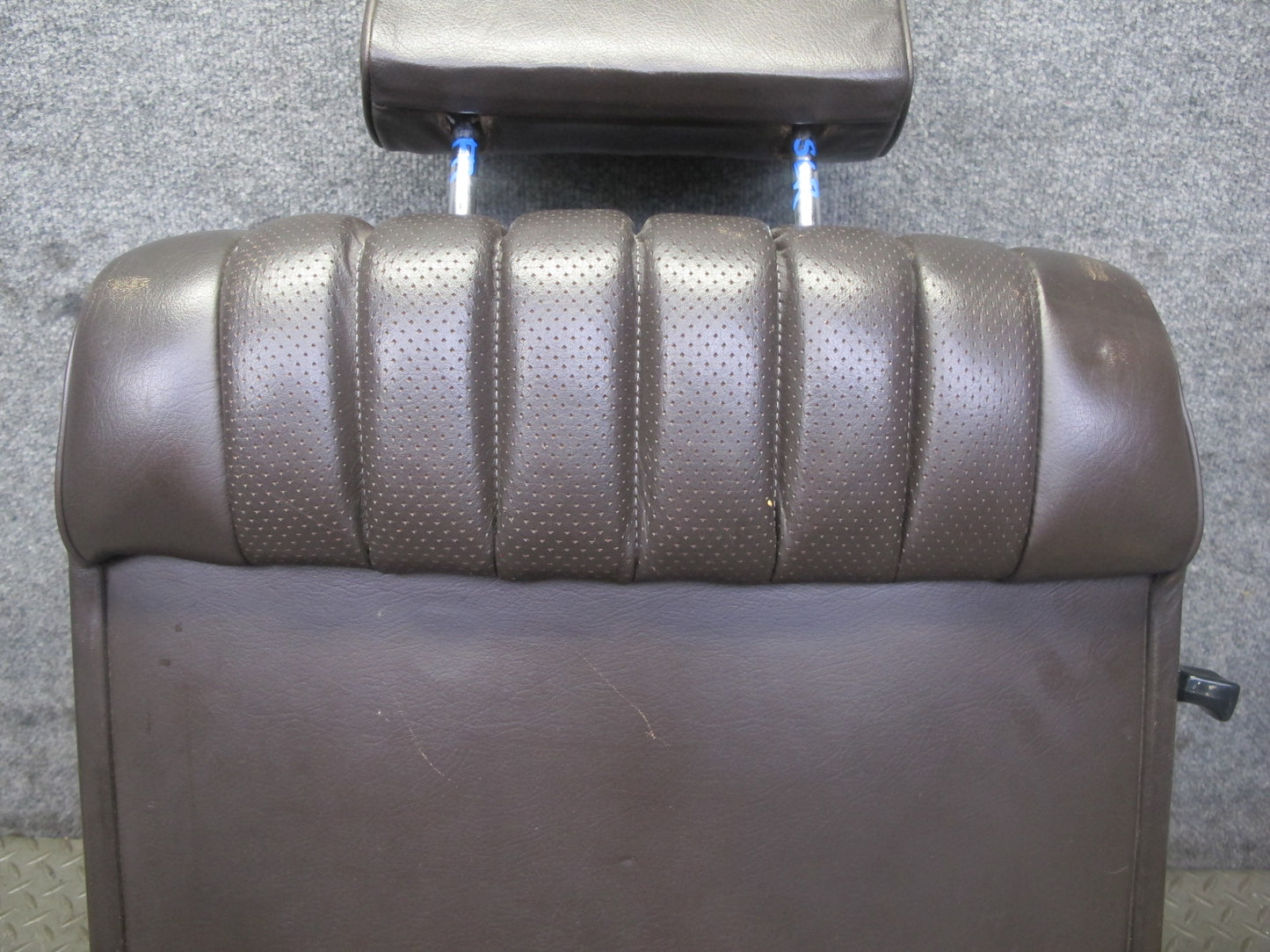 81-85 Mercedes R107 380SL Front Right Seat Upper Leather Cushion Brazil OEM