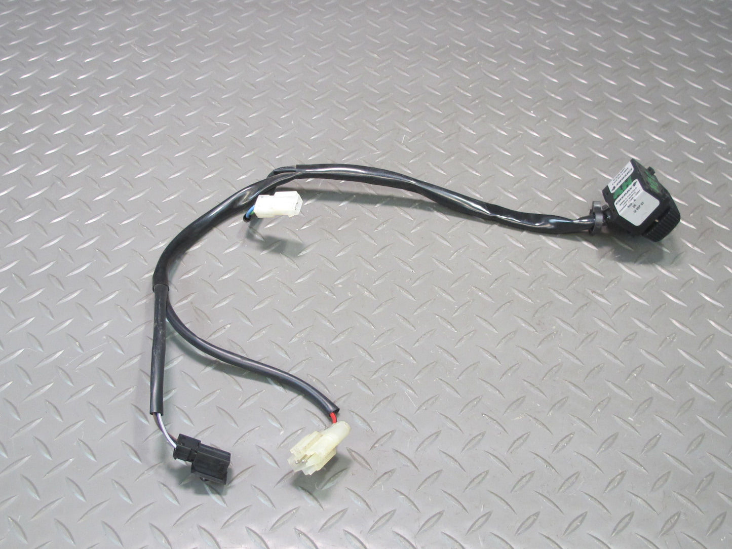 96-02 BMW E36/7 Z3 Roadster Right Seat Adjust Switch w Wire Harness 8410674 OEM