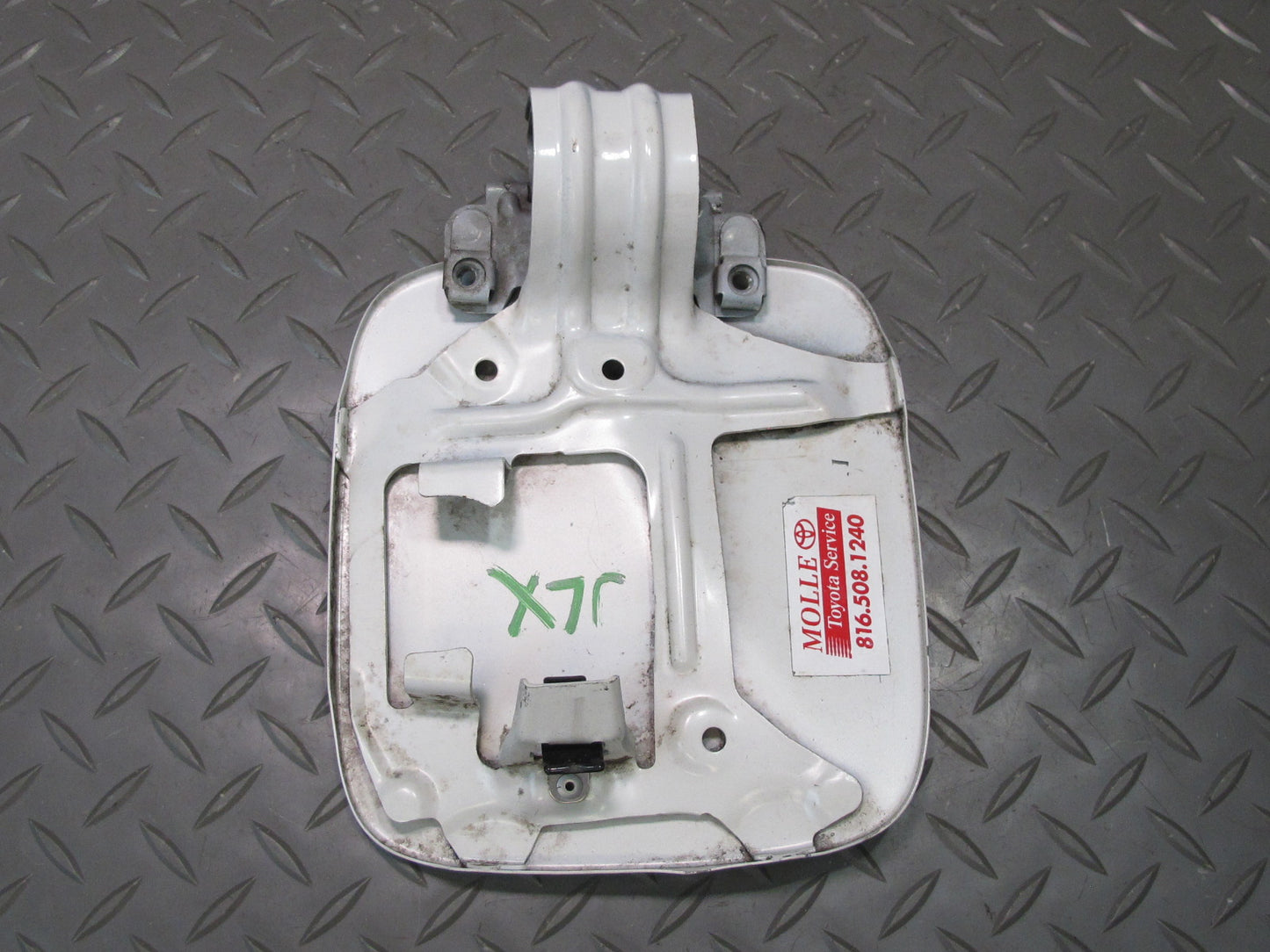 2003-2007 Lexus UZJ100L LX470 Fuel Tank Filler Door Lid Cover w Cap