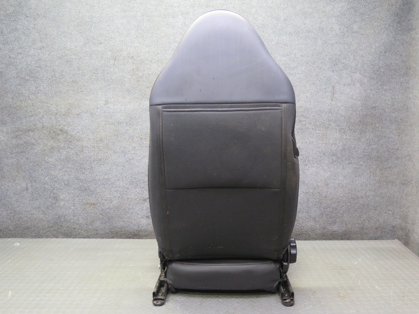 07-09 Pontiac Solstice Set of 2 Front Left & Right Leather Seat Black 20K OEM