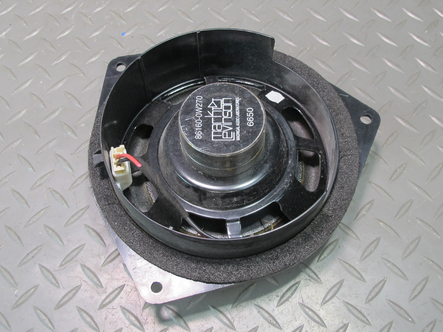 2003-2007 Lexus UZJ100L LX470 Front Door Mark Levinson Door Speaker Set of 2