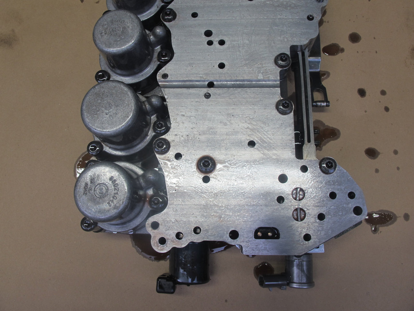 06-09 Pontiac Solstice 2.4L 5L40E AT Transmission Valve Body Mechatronic 20K OEM