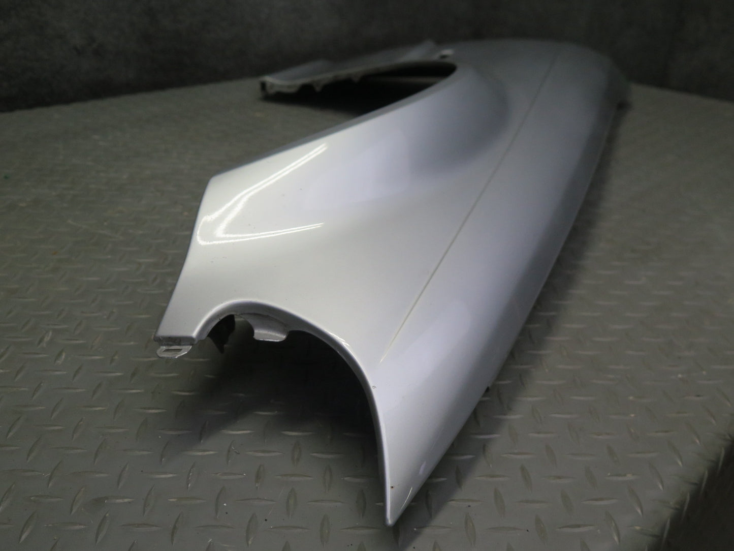 01-03 BMW E46 330ci Coupe Convertible Front Right Fender Shell Cover Panel OEM