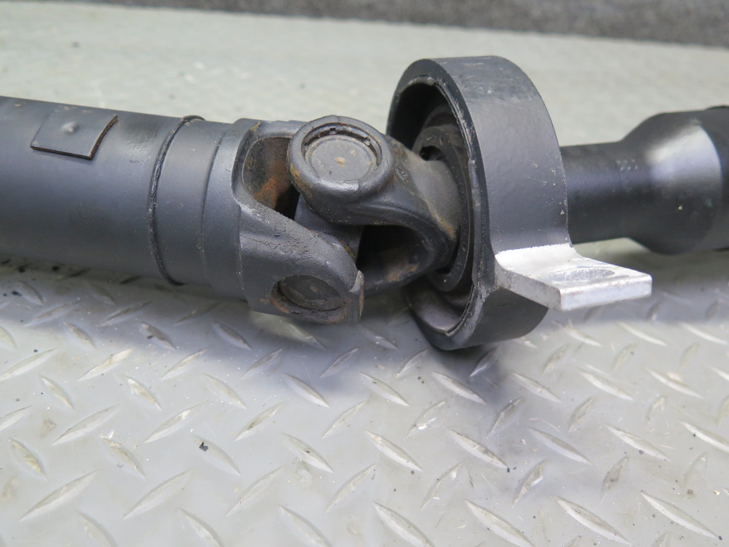 08-13 BMW E92 E93 335I N54 RWD A/T Rear Drive Shaft Driveshaft 7574678 64K OEM