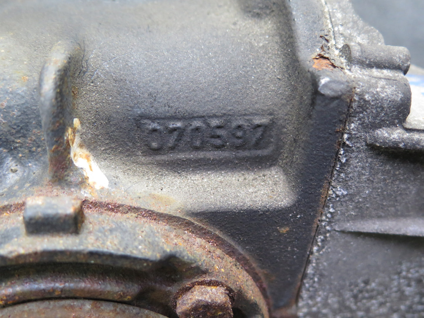 96-99 BMW E36/7 Z3 1.9L M44 M/T Rear Differential Carrier 3.45 Ratio OEM