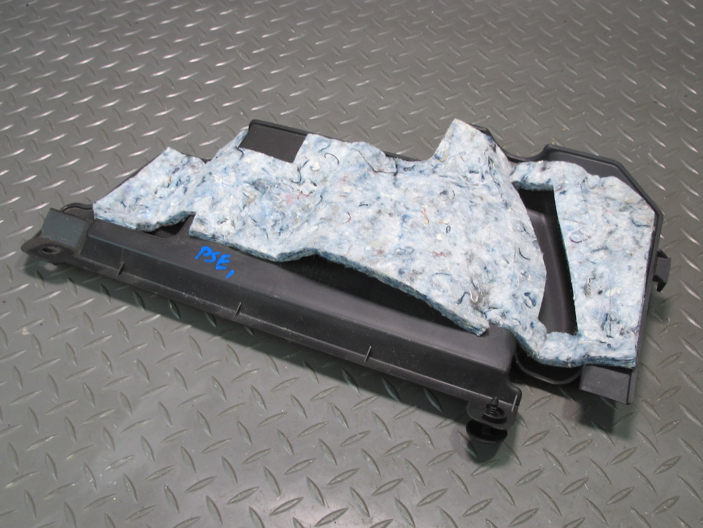 06-10 Pontiac Solstice Saturn SKY Dash Right Left Insulator Panel Black Set OEM