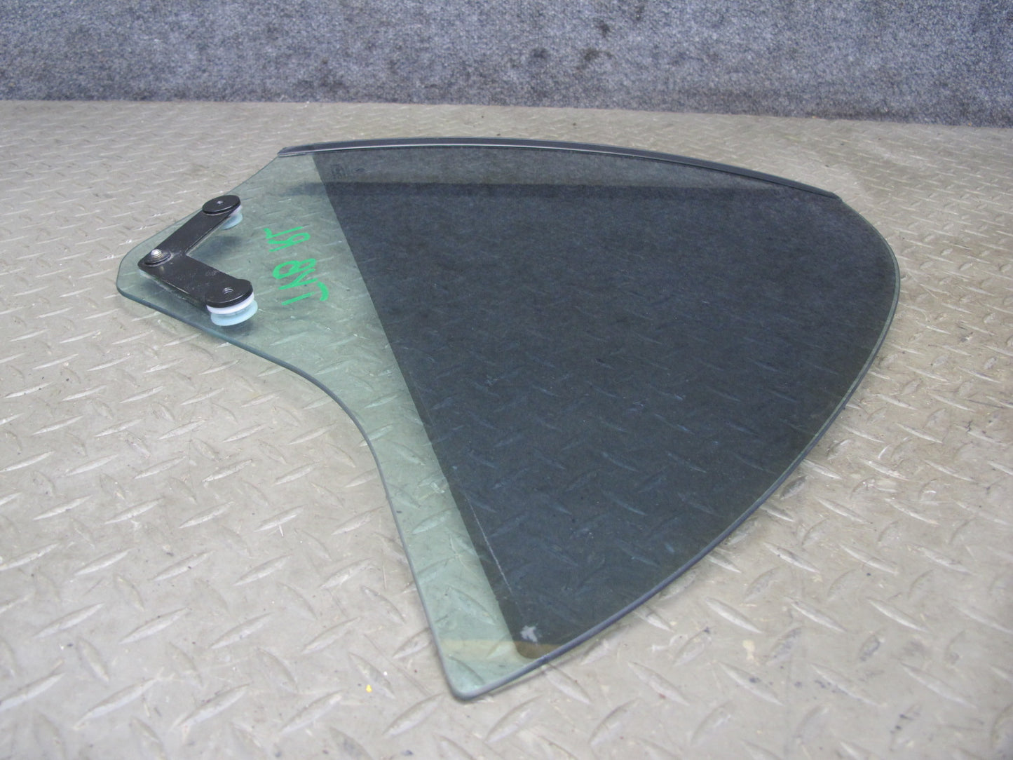 01-06 BMW E46 330ci Convertible Rear Left Quarter Glass Window OEM