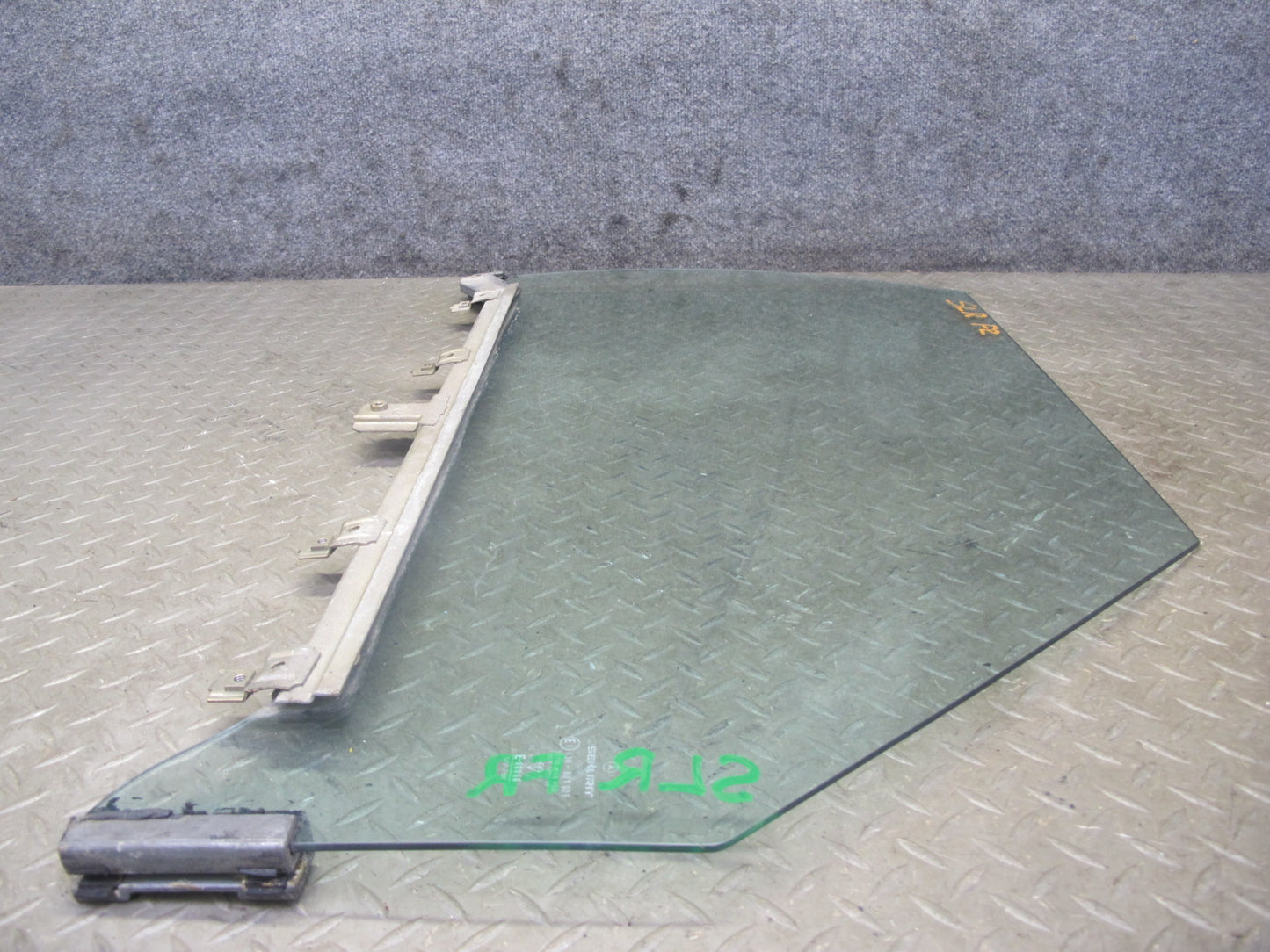 73-89 Mercedes R107 Convertible Front Right Passenger Door Glass Window OEM