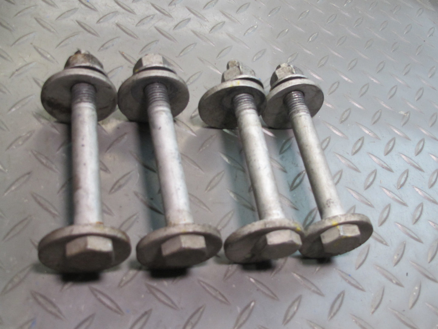 06-10 Pontiac Solstice Saturn SKY Set of 4 Rear Suspension Adjust Camber Bolt