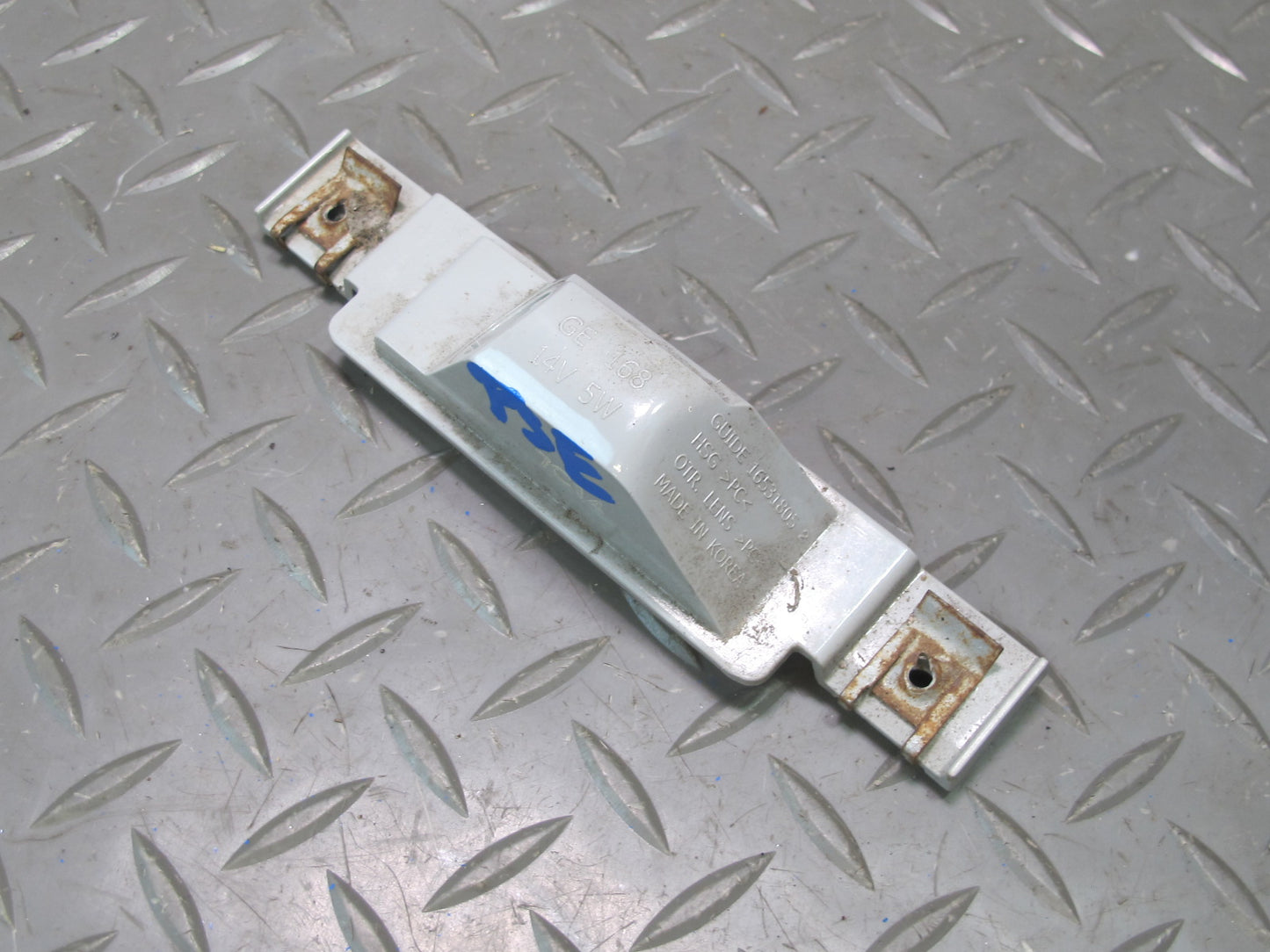 06-10 Pontiac Solstice Saturn SKY Rear Bumper License Plate Light Lamp OEM