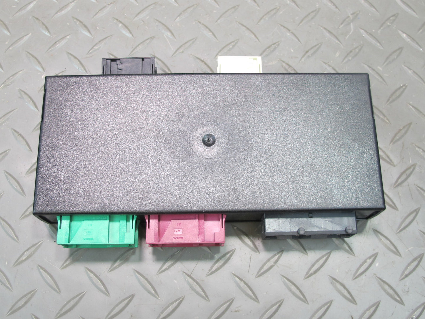 94-99 BMW E36 328iC 325iC GM IV High Body Control Module BCM BCU 8369484 OEM