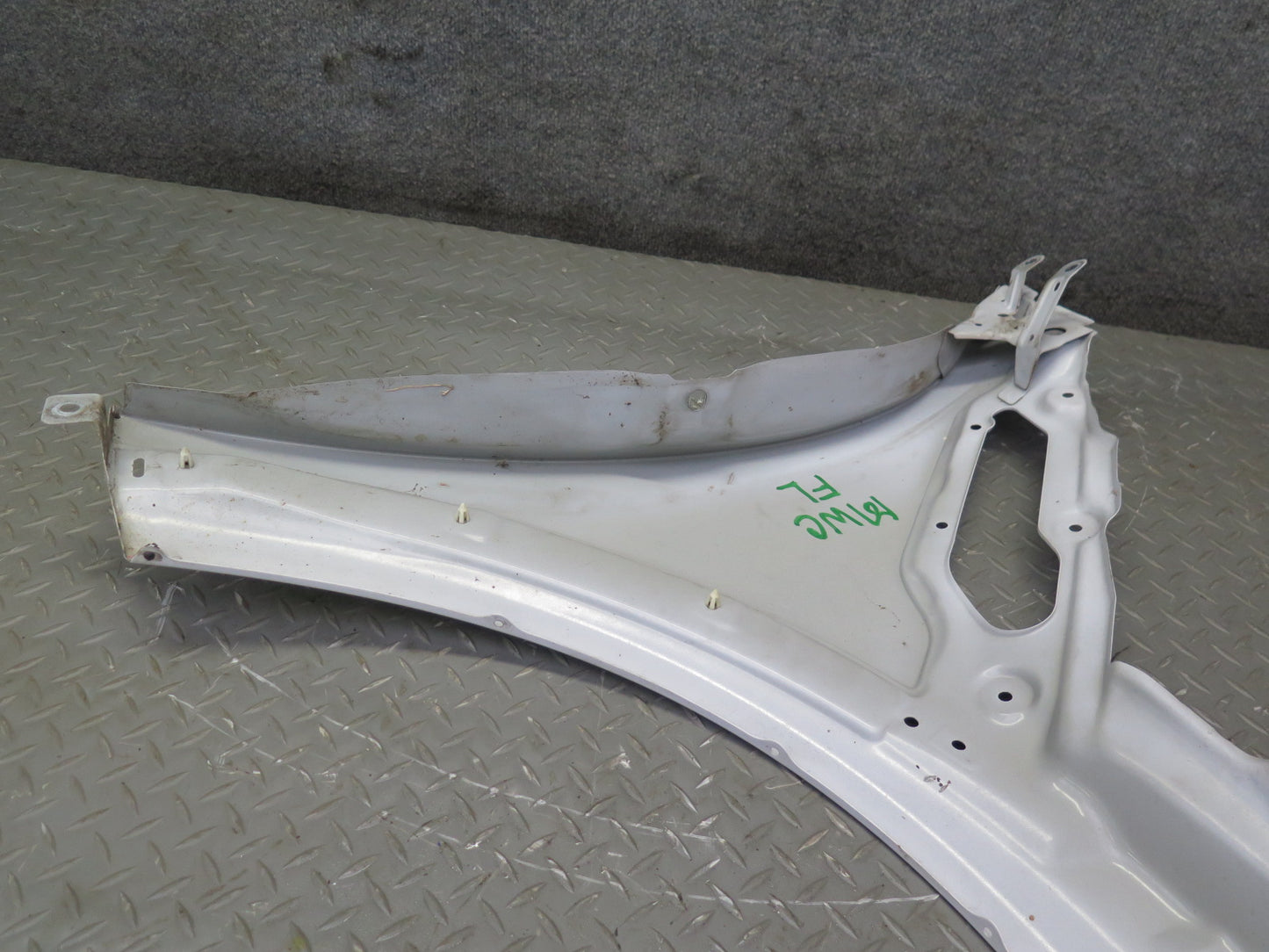11-15 Mini Cooper R60 R61 Front Left Fender Shell Cover Panel Light White OEM
