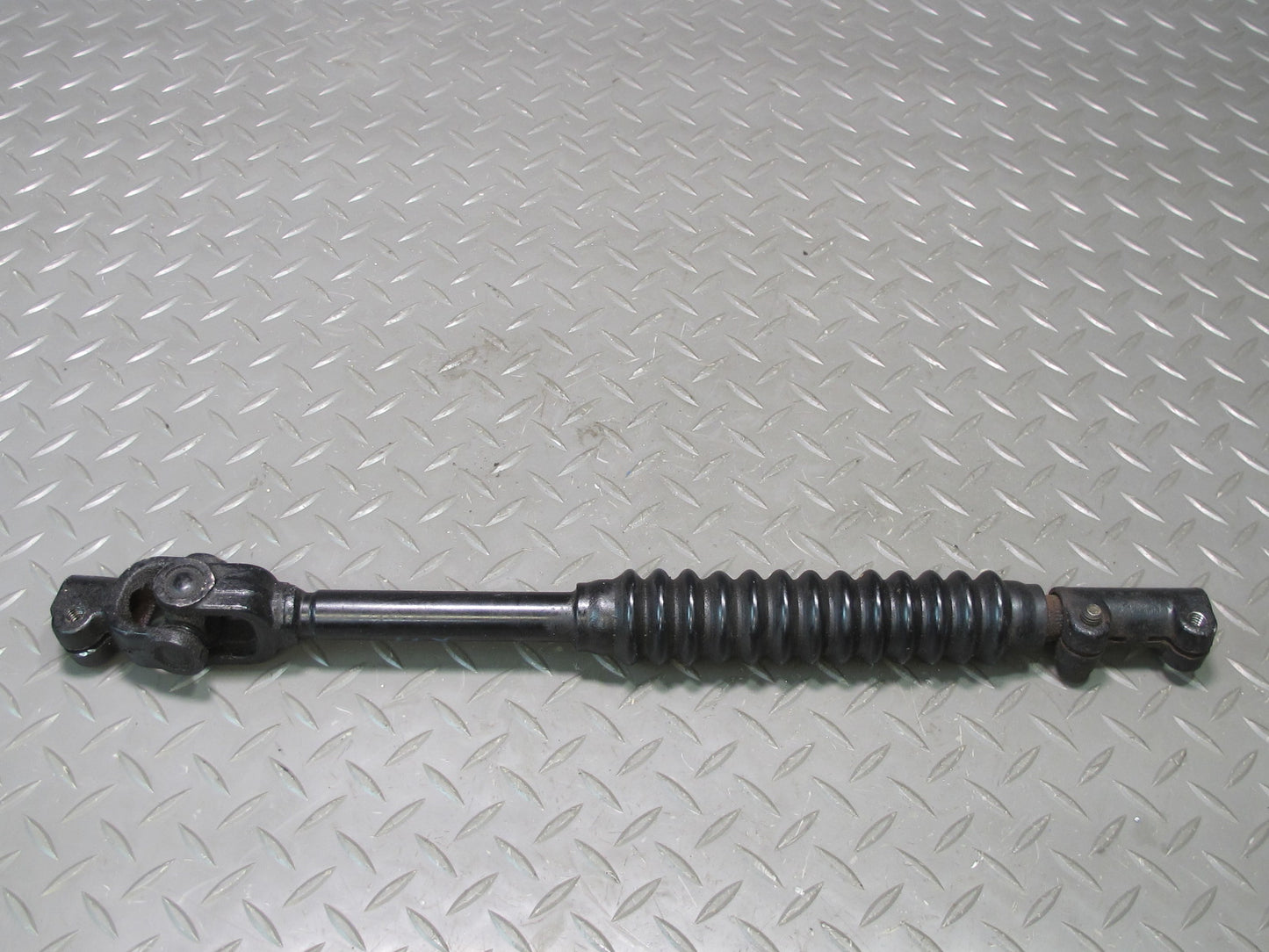 2003-2007 Lexus UZJ100L LX470 Steering U Joint Linkage Shaft Motor Boot Set