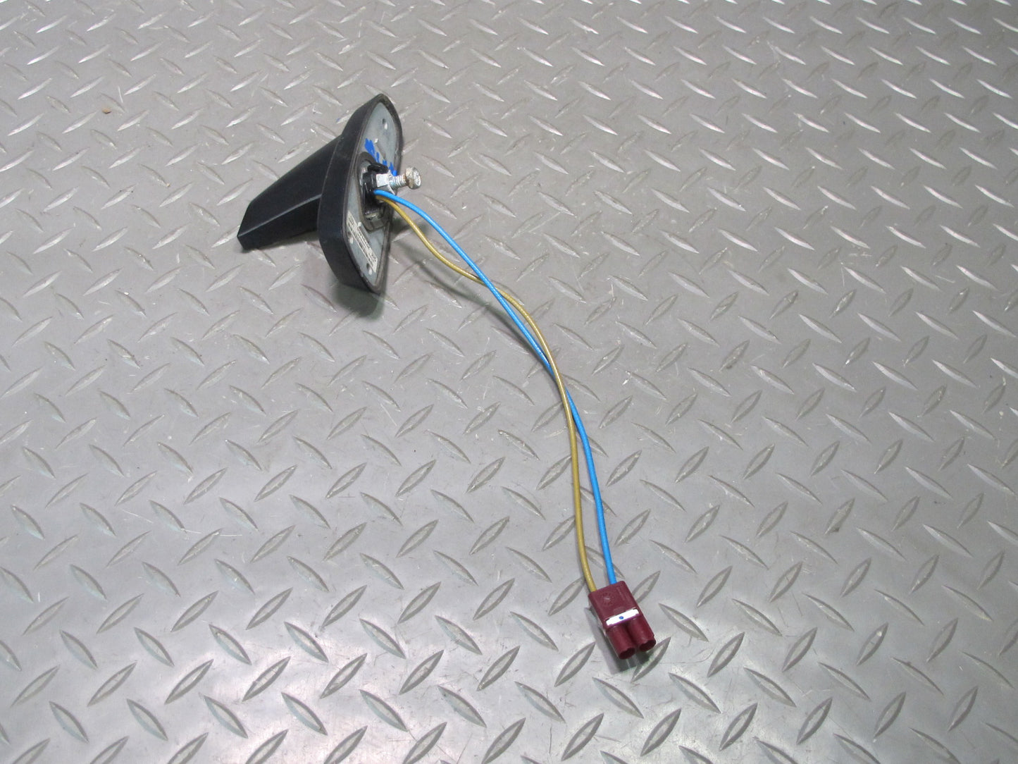 2011-2014 Cadillac Escalade Roof Shark FIN Antenna 20791465