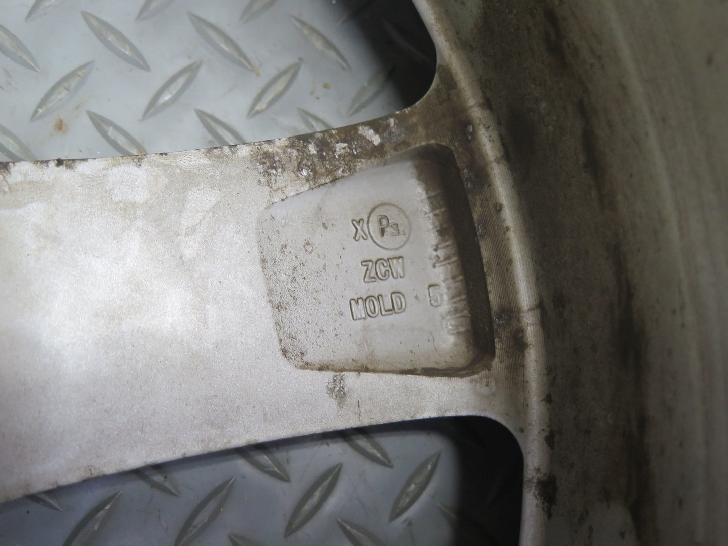 06-09 Pontiac Solstice Factory 18" R18 Alloy Wheel Rim 18x8J ET55 OEM