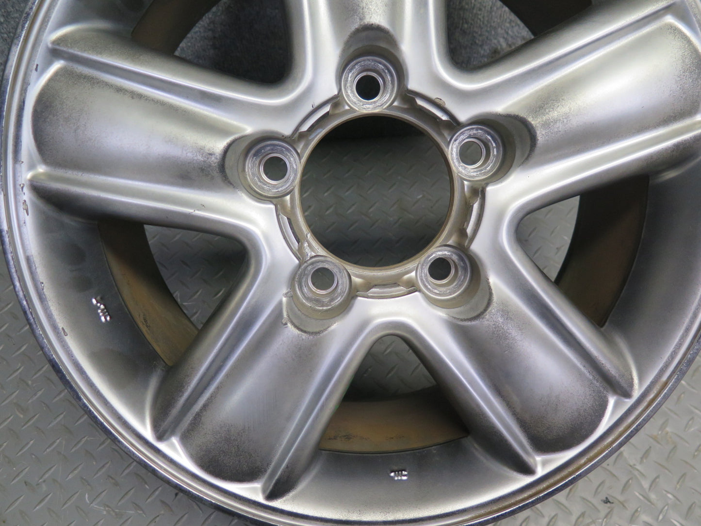 05-07 Lexus UZJ100L LX470 Factory 18" R18 Alloy Wheel Rim 18x8J ET60 Set of 4