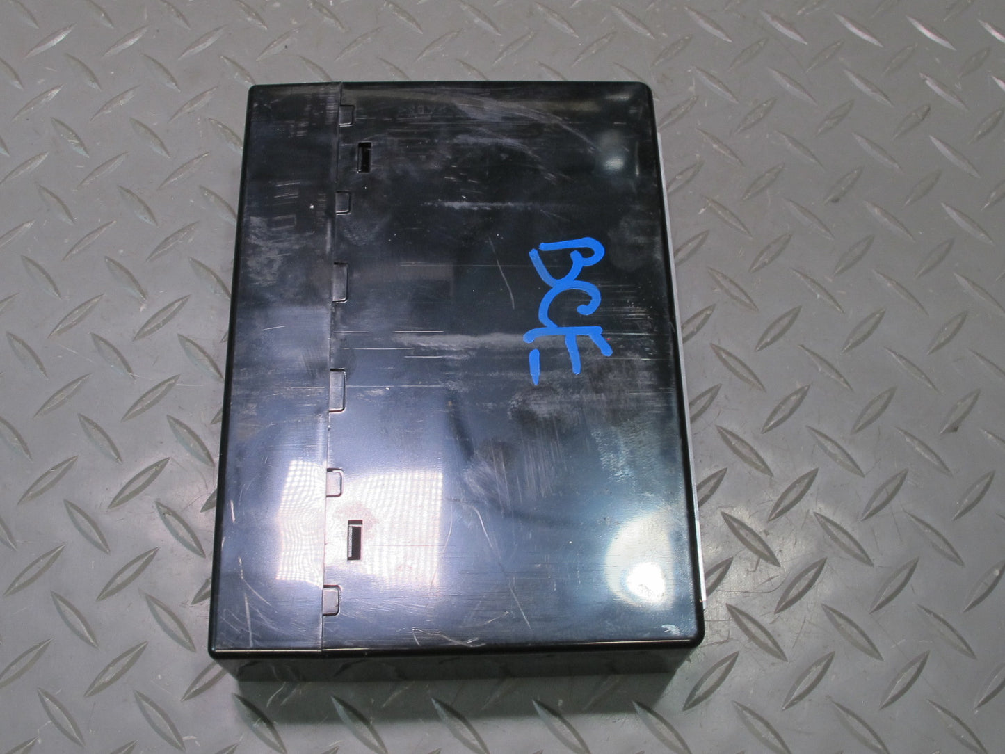 2012-2014 Cadillac Escalade Body Control Module BCM BCU Unit 22846365